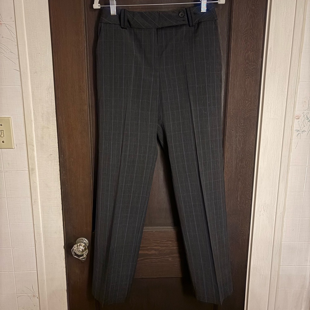 Women’s Gray Pinstripe Pants